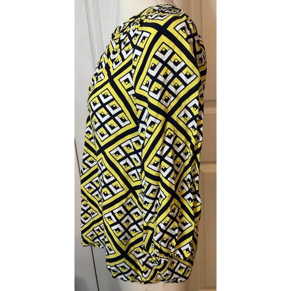 Crown & Ivy Black Yellow White Geometric V-Neck Blouse Top 3/4 Sleeve - Picture 2 of 3